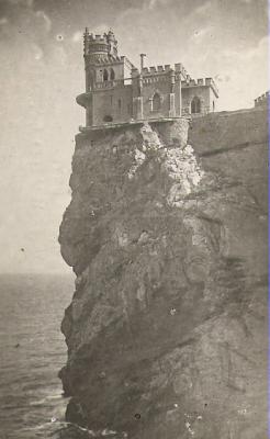 Прикрепленное изображение: Schwalbennest-Krim.jpg